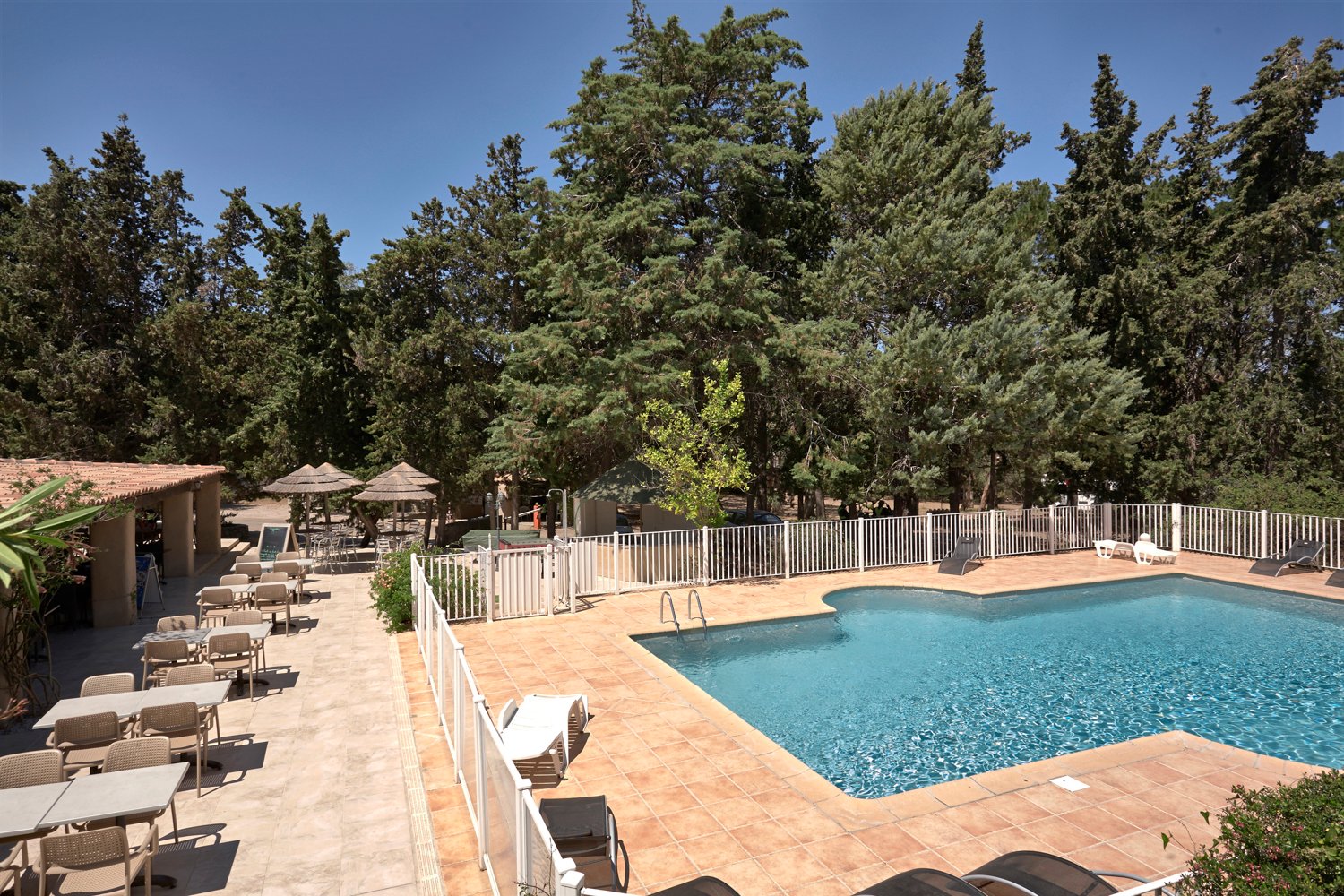 ESPACE PISCINE CAMPING OSTRICONI